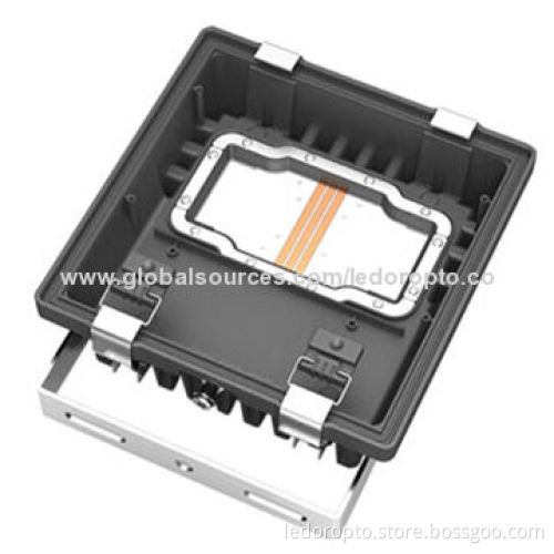 70W LED Floodlight with 1,060 Aluminum Cooling Fins
